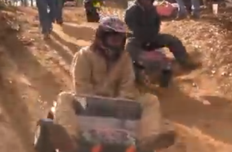 EXTREME BARBIE JEEP RACING