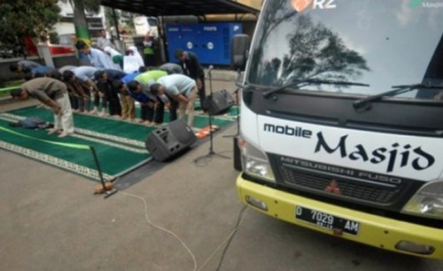 Tak Ada Alasan Untuk Meninggalkan Solat, Masjid Portable Ini Pun Ada di Bandung!